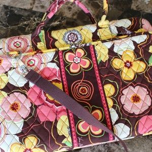 Buttercup: padded, hard shell lap top case